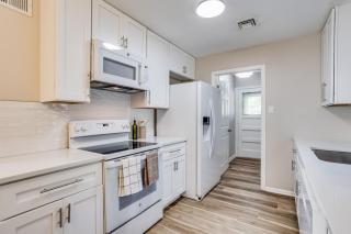 Graces Getaway sleeps 6 - 0