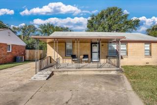 Graces Getaway sleeps 6 - 1