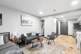 Cozy Studio in Vibrant Five Points South 10 - 2