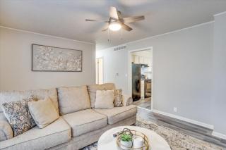 Andover Bungalow - Sleeps 6 - 7