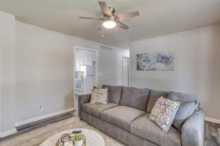 Andover Abode - sleeps 6 - 7
