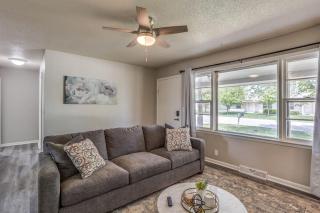 Andover Abode - sleeps 6 - 5