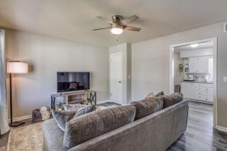 Andover Abode - sleeps 6 - 4