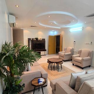 Al Hamra Family Villa فلة الحمراء العائلية - Riad - 0