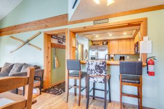 Walk to Brian Head Resort Condo with Pool Access! - Brian Head - 3