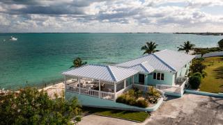 Private Oceanfront, beach, dock and Hottub - The Perky Pelican - 1