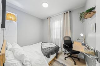 Private Cozy Room with Free Parking - 9