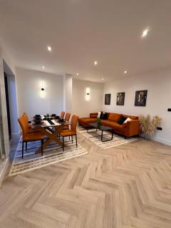 R5 - Luxury Private Ensuite Self-contained Room - Newly renovated - Halesowen - 7