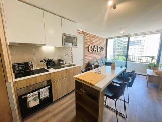 HOM I WiFi, AA, Metro cerca, Lavanderia - 1