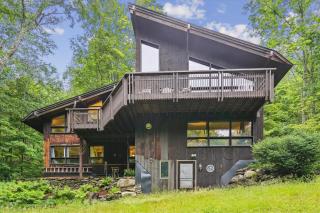 Perfect secluded 3 bedroom cozy getaway home Hawk Landing - Pittsfield - 4