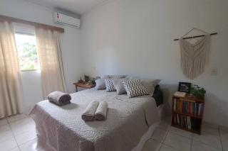 Casa Verde, Paz e Aconchego, a 1 km da rua do lazer, espaçosa, calma para descansar e jacuzzi quentinha para relaxar! - 5