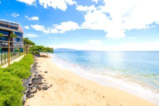KBM Resorts FREE CAR Kaanapali Shores Ocean view 2-Bedroom Condo Steps to Pool Beach KS-535 - Kaanapali - 0