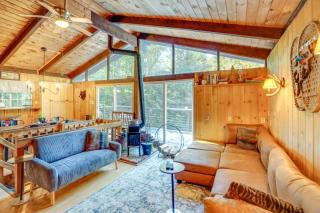 Treehouse Chalet Near Mt Snow with On-Site Trails! - West Dover - 8