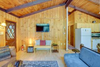 Treehouse Chalet Near Mt Snow with On-Site Trails! - West Dover - 7