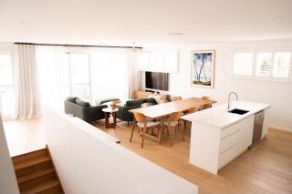 Beautiful Three-Story Villa footsteps to the Beach - Coolum Beach - 5