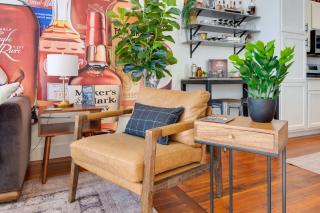 Classic Louisville Home with Contemporary Upgrades - Louisville - 3
