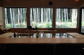 and FOREST勝浦 竹の離れ 美しい竹林に囲まれ露天風呂とSAUNAを楽しむ大人の離れ 天然鉱泉 BBQ ペット 最大8名 勝浦 - Katsuura - 3