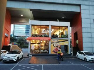 5 minutes to Suthisan MRT Station - 3