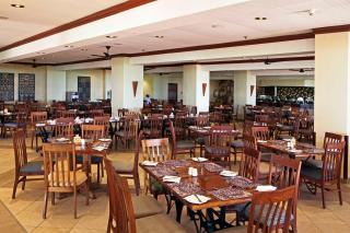 Elephant Hills Resort - Victoria Falls - 4
