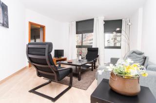 Apartment Bright Sagrada Familia - 4