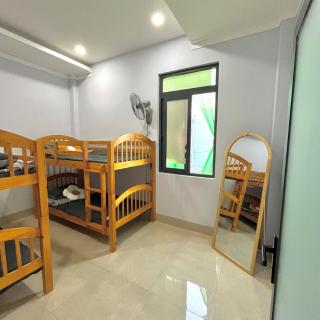 HẺM Homestay - Ấp Bình Hưng - 1
