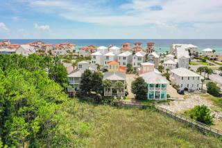 Lazy O Beautiful Waterfront Property on 30A - Santa Rosa Beach - 0