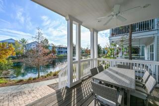 Seaglass Villa located in Luxurious Watercolor with Bikes and GolfCart - Santa Rosa Beach - 7