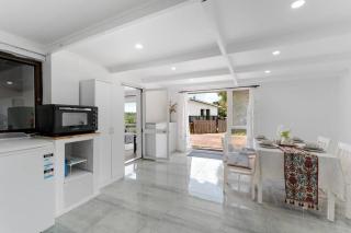 Cozy 2-Bedroom unit with Private Bath in Torbay - Auckland - 5