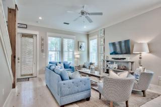 Palm SunDaze on Scenic 30A Sleeps 13 Includes Shuttle Service to Beach - Rosemary Beach - 6