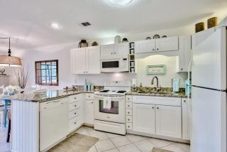 License to Chill on Beautiful 30A 3 Minute Walk to the Beach - Santa Rosa Beach - 2