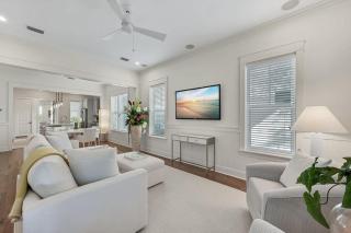 Summers Sweet in Luxurious Watercolor with Beachclub Access - Santa Rosa Beach - 9
