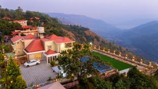 The Edge villa by Hillstaytion - 2