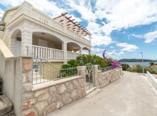 Modern Villa Near the Sea - Blato - 6