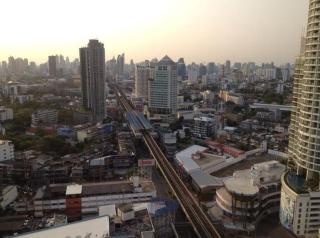 Luxurious Upscale Downtown Apartment - Bangkok - 1