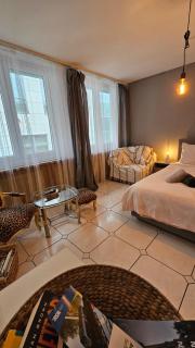 Central Charm - Bedroom & Kitchen Apartment near the Main Station Hauptbahnhof - Wuppertal - 7
