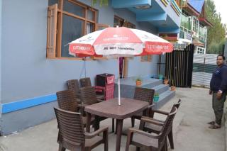 Ramdan Paying Guest House - Srinagar - 9