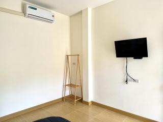 The New Motel -  - 5