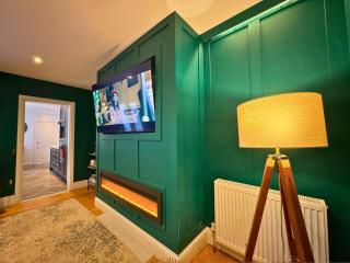 Hot Tub, Free Parking, Near Shops & Restaurants, Location 1m to City - Jesmond - 6