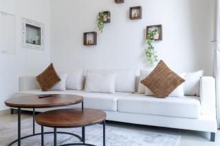 Fabulous 1-Bedroom Apartment Near JBR in Dubai Marina - Dubai - 2
