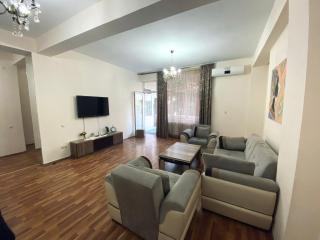 Bellissimo Apartamento - City Center - Tbilisi - 1