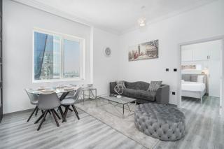 Vibrant 1-Bedroom Apartment at Executive Bay A in Business Bay - 6