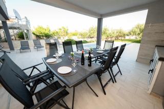 Beachfront villa Mihovil with direct beach access - 3