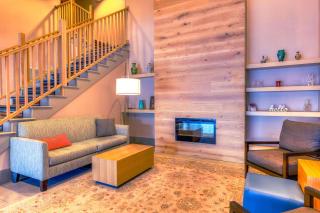 Country Inn & Suites by Radisson, Crystal Lake, IL - Crystal Lake - 9