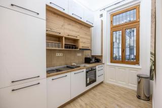 Deluxe & Cozy Central Located Joseph Boulevard Apartment - Budapest - 7