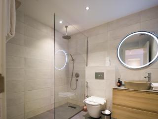 EasyGo- amazing 1bdr with view south ridge- downtown - Dubai - 1