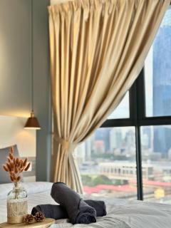9 Pax Continew 2R2B Premium Amenities 10mins to KLCC TRX - 9