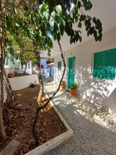 Κυράννα - Poros - 0