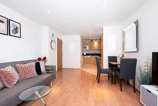 Central 2 bed with Large Terrace - Londra - 5