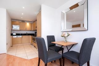 Central 2 bed with Large Terrace - Londra - 3