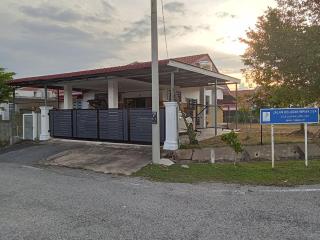 Abah Homestay,Temerloh - Temerloh - 0